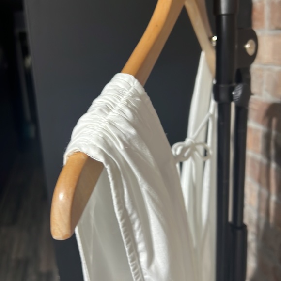 Abercrombie and Fitch white dress - Picture 10 of 16